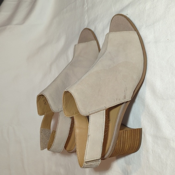 Franco Sarto HELIX Nubuck Leather Block Heel Peep Toe Sandals Size 9.5 - Picture 3 of 9